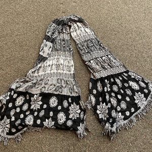 Lucky Brand Scarf